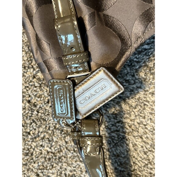 Coach Signature Madison Maggie Hobo Brown Canvas Shoulder Bag 18762 - Picture 3 of 9